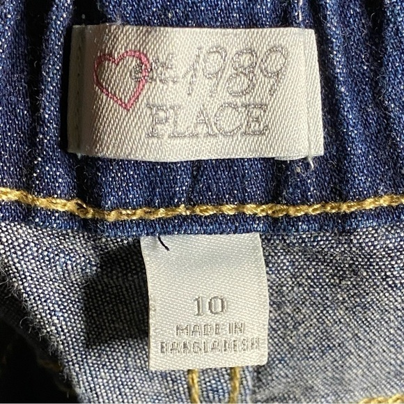 𝅺1989 Place Jeans, Girl’s Size 10 - Picture 3 of 4